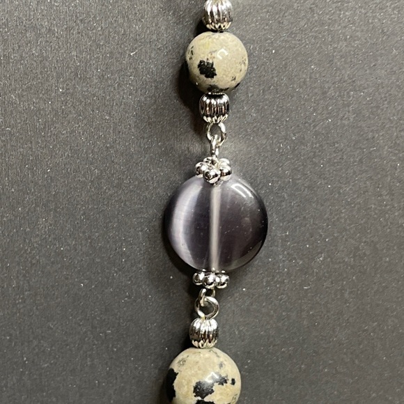 Lia Sophia Cats Eye Dalmatian Jasper Lariat 16-19” Necklace - Picture 2 of 9